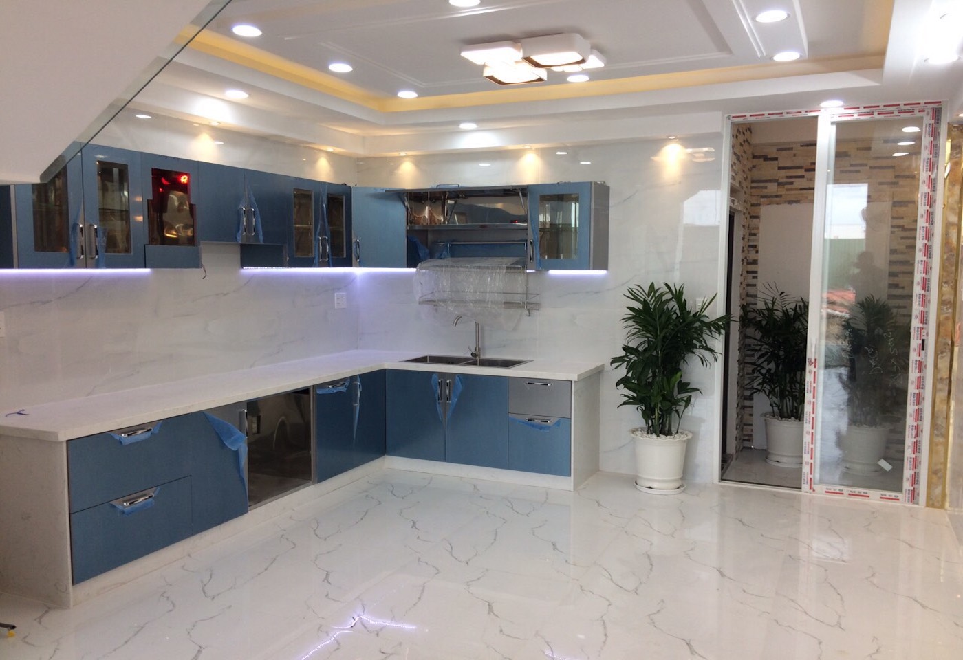 Cần bán nhà phố quận 7 sổ hồng chính chủ 